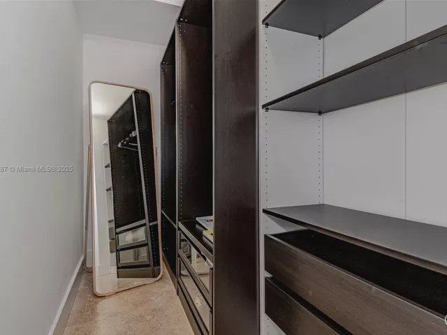 Продажа квартиры #1515 - фото 5611900