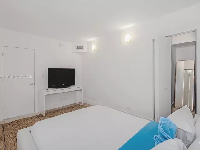 Продажа квартиры #1515 - фото 5611901