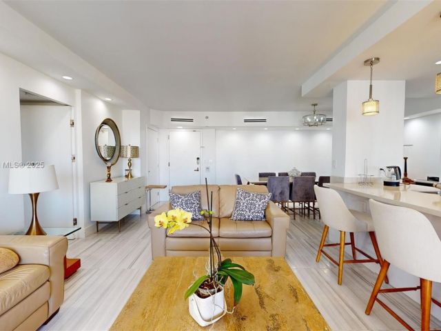 Квартира в аренду номер14F - фото 5557399