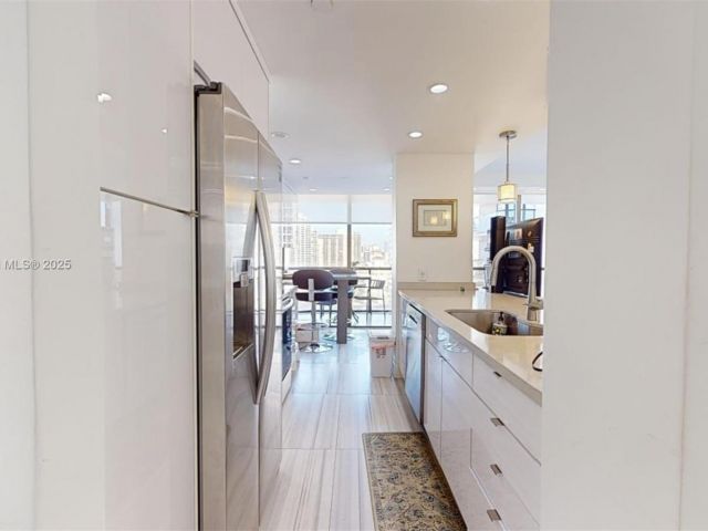 Квартира в аренду номер14F - фото 5557405