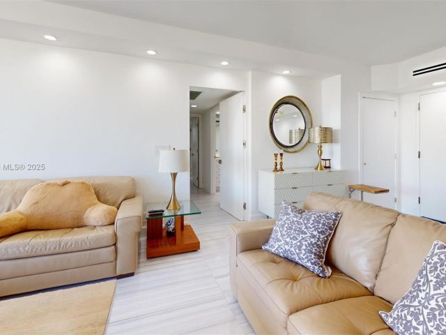 Продажа квартиры #14F - фото 5557597