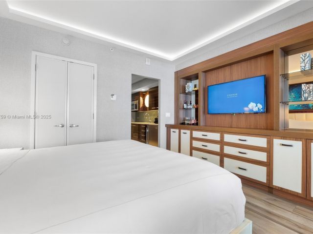 Продажа квартиры #R2210 - фото 6290058