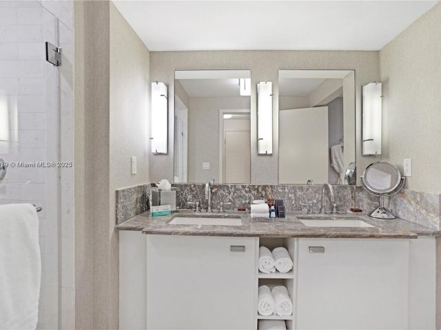 Продажа квартиры #R1806 - фото 5667955