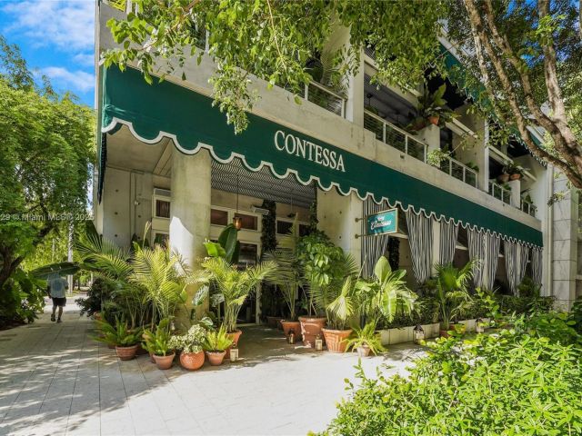 Продажа дома по адресу 133 NE 48th St - фото 5815846