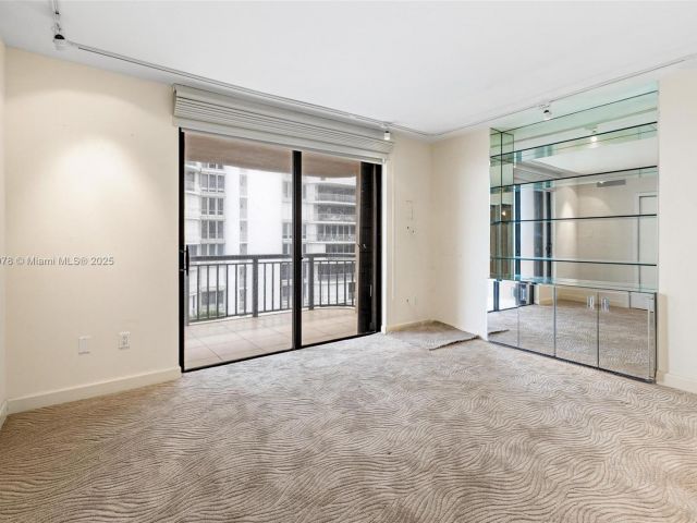 Продажа квартиры #502 - фото 5604322