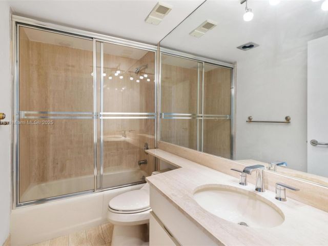 Продажа квартиры #502 - фото 5604324