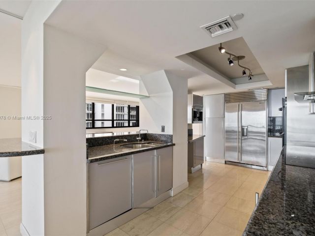 Продажа квартиры #502 - фото 5604333