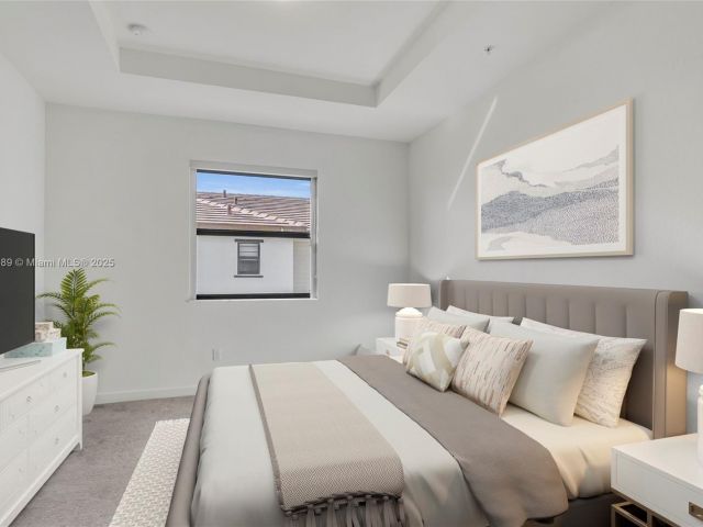 Продажа дома по адресу 274 SW 159th Pl - фото 5551128