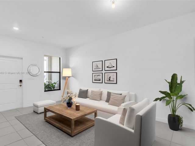 Продажа дома по адресу 274 SW 159th Pl - фото 5551136