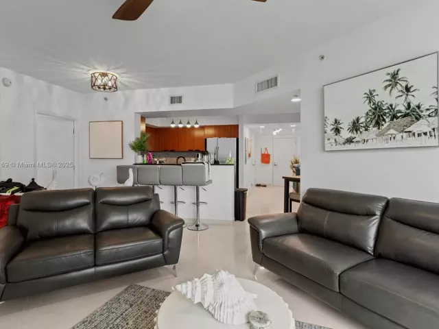 Продажа квартиры #2709 - фото 5637606