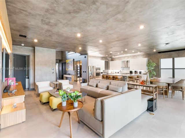 Продажа дома по адресу 8853 New River Falls Rd - фото 5590849