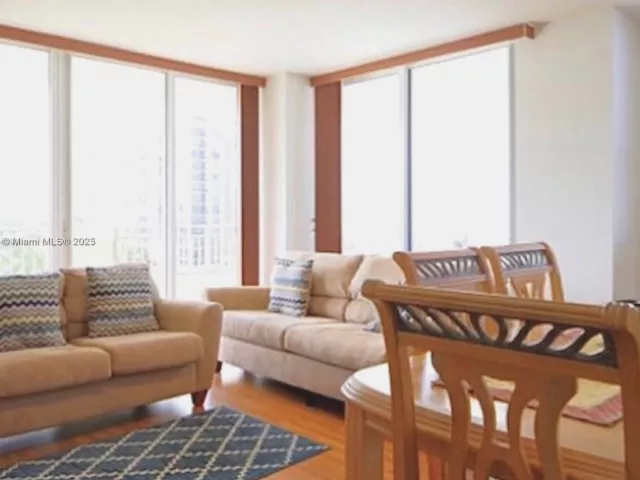 Квартира в аренду номер502 - фото 5669463