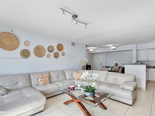 Продажа квартиры #603 - фото 5717372