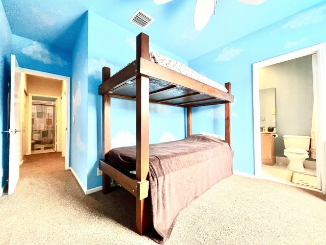 Продажа дома по адресу 5012 Victoria Circle - фото 5751230