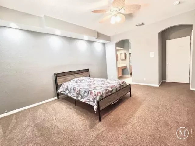 Продажа дома по адресу 5012 Victoria Circle - фото 8901802
