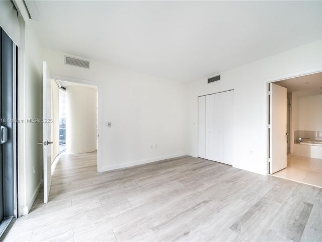 Продажа квартиры #2006 - фото 5606105