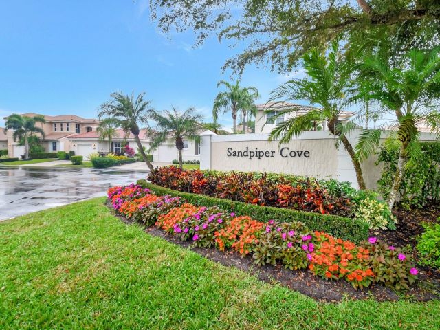 Дом в аренду по адресу 8180 Sandpiper Way - фото 5749412