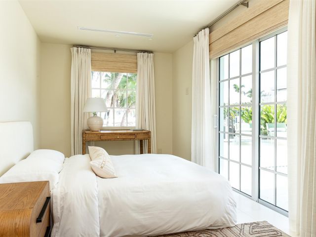 Продажа дома по адресу 3061 NE 42nd St - фото 5761444