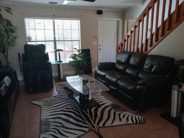 Продажа дома по адресу 5266 Greenwood Drive - фото 6532711