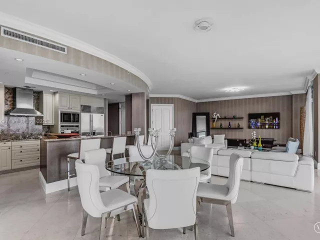 Квартира в аренду номер701 - фото 5594201