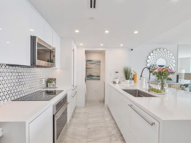 Продажа квартиры #1806 - фото 5617496