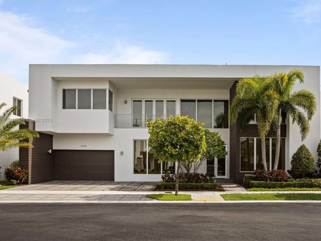 Продажа дома по адресу 10296 NW 74th Ter - фото 5586932