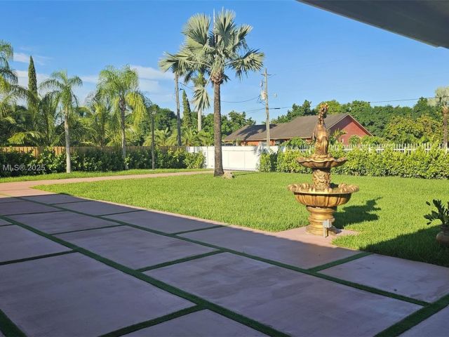 Продажа дома по адресу 16400 SW 173rd Ave - фото 5827108