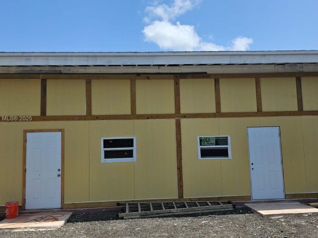 Продажа дома по адресу 16400 SW 173rd Ave - фото 6169096