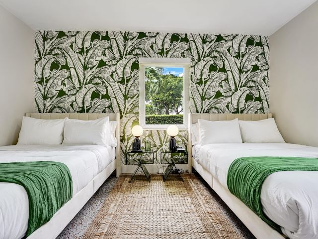 Продажа дома по адресу 820 NE 17th Street - фото 6801806