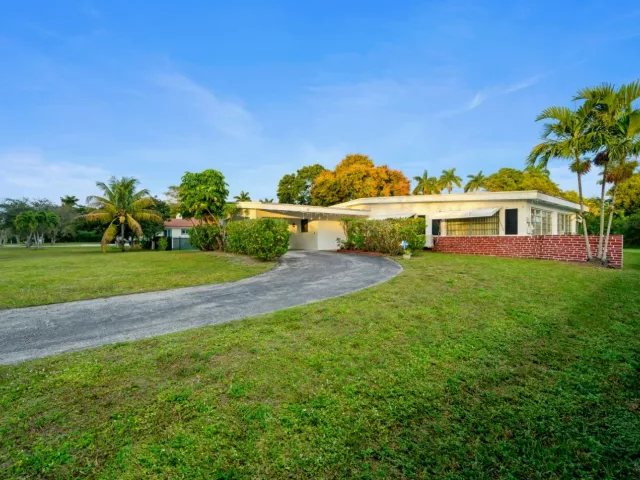 Продажа дома по адресу 13945 N Miami Avenue - фото 8859579