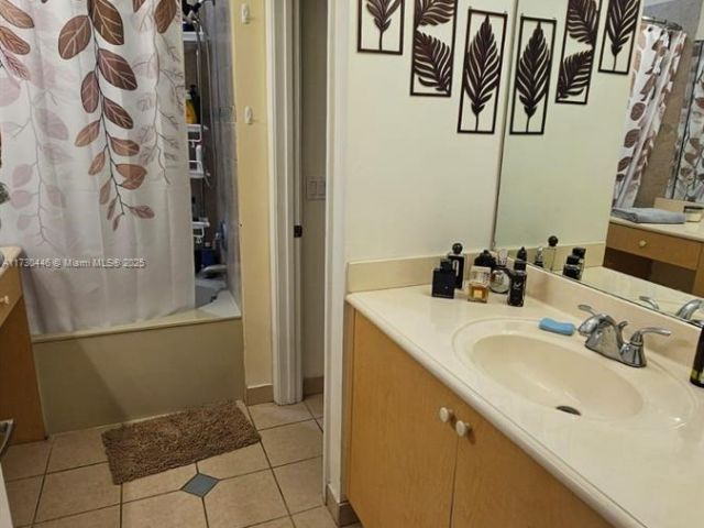 Продажа дома по адресу 4120 NE 22 ND CT - фото 5945254