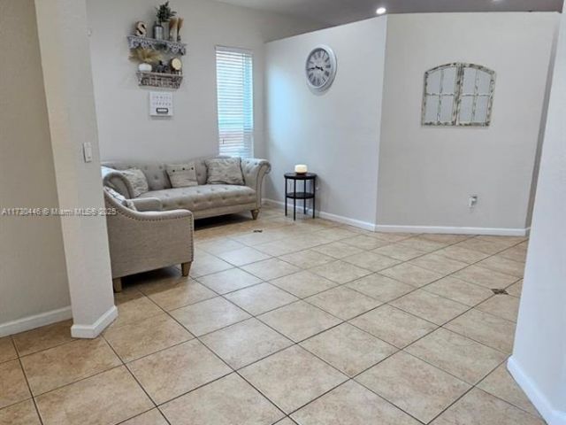 Продажа дома по адресу 4120 NE 22 ND CT - фото 5945265