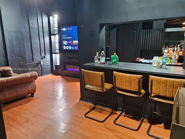 Продажа дома по адресу 4120 NE 22 ND CT - фото 5945268