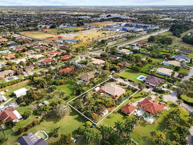 Продажа дома по адресу 16741 SW 282nd St - фото 5739285