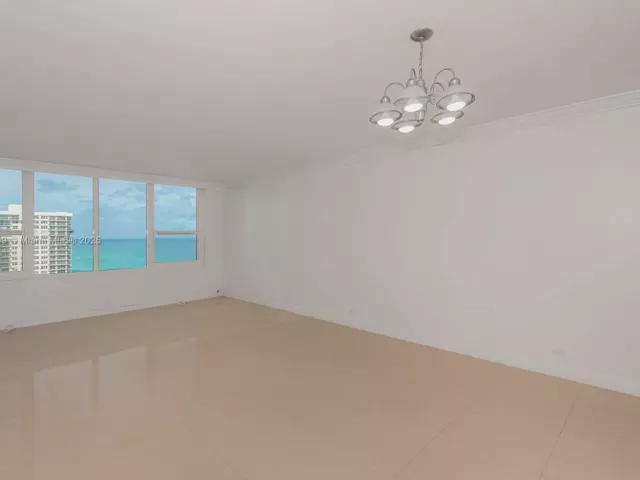 Продажа квартиры #1411 - фото 5677993