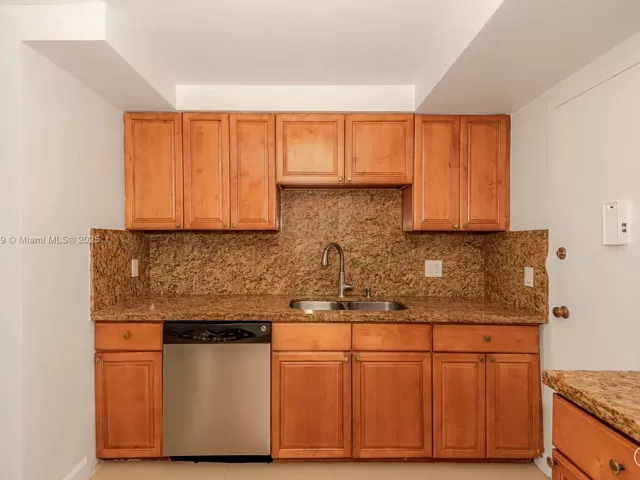 Продажа квартиры #1411 - фото 5677977