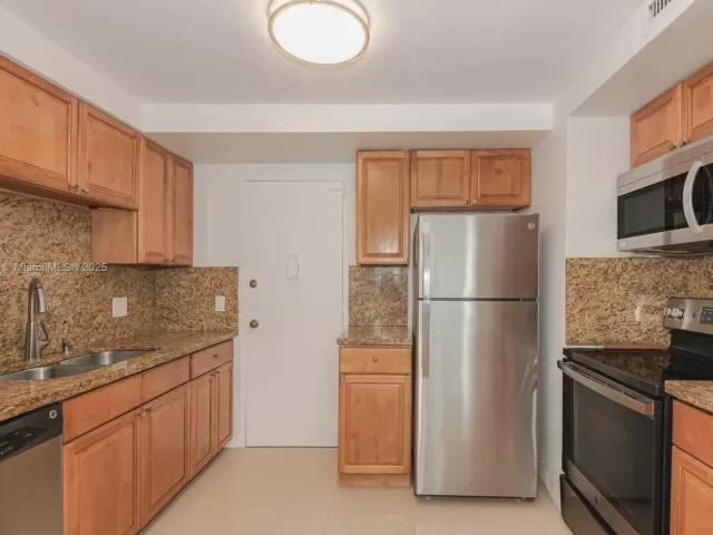 Продажа квартиры #1411 - фото 5677980