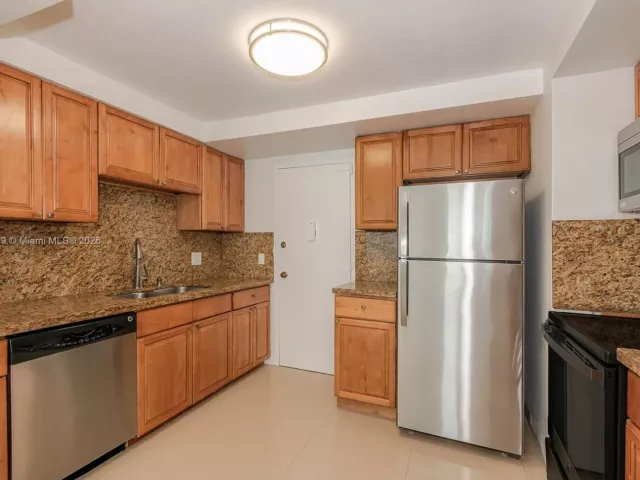 Продажа квартиры #1411 - фото 5677981