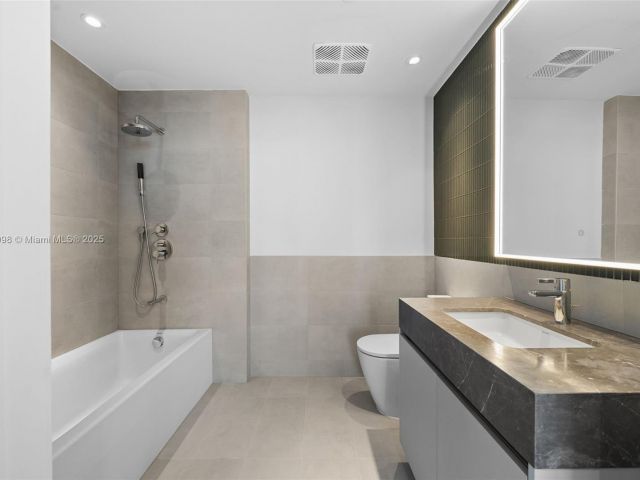 Продажа квартиры #3704 - фото 5693472