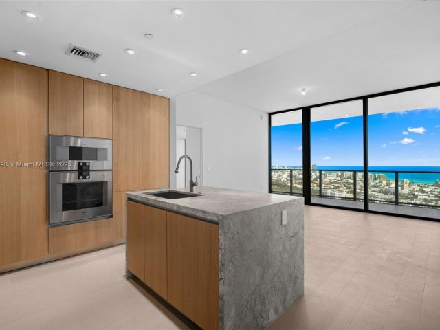 Продажа квартиры #3704 - фото 5693474