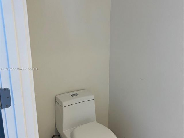 Продажа квартиры #R1206 - фото 5628231