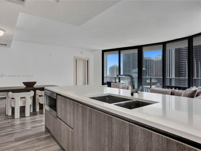 Продажа квартиры #1801 - фото 5621698