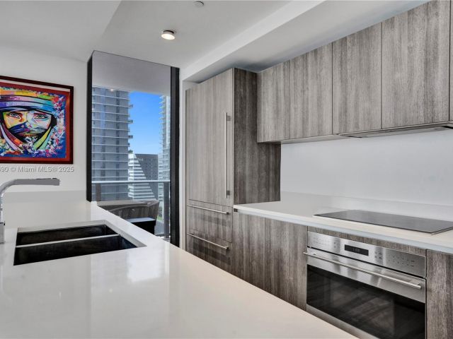 Продажа квартиры #1801 - фото 5621702