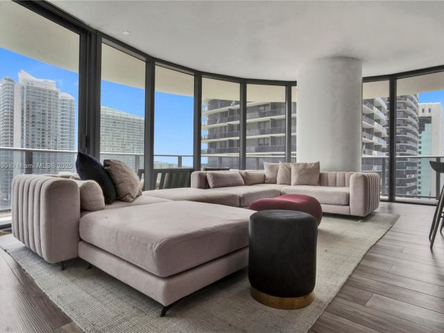 Продажа квартиры #1801 - фото 5621704