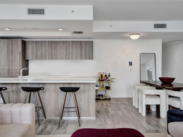 Продажа квартиры #1801 - фото 5621708