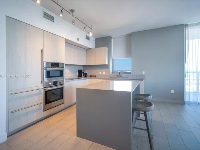 Продажа квартиры #T3502 - фото 5628459