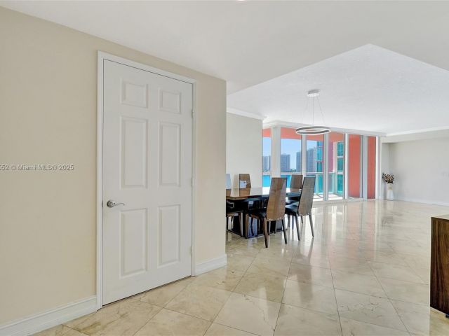 Продажа квартиры #910 - фото 5687006