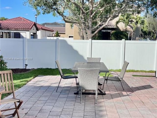 Продажа дома по адресу 9102 SW 170th Ct - фото 6130681