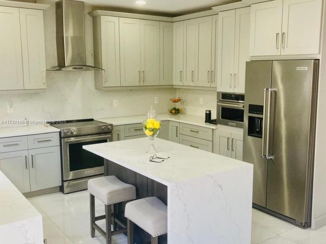 Продажа дома по адресу 9102 SW 170th Ct - фото 6130693