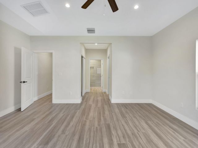 Продажа дома по адресу 2311 Zeder Avenue - фото 6064182